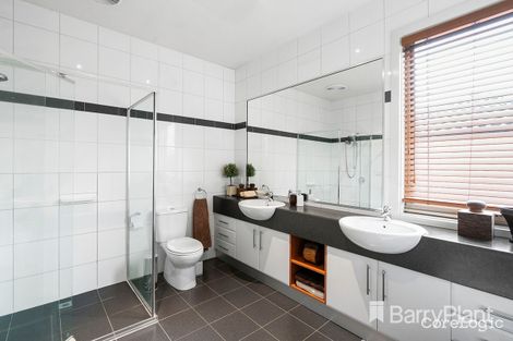 Property photo of 11 Williamson Close Mordialloc VIC 3195