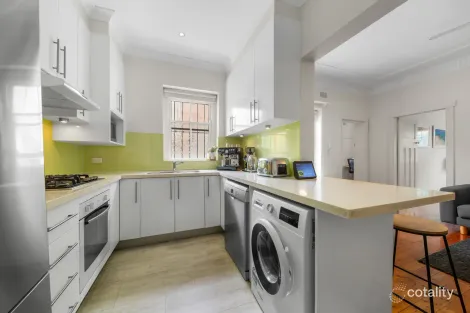 2/95 Ebley St, Bondi Junction, NSW 2022