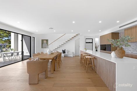 Property photo of 106 Clear Island Road Broadbeach Waters QLD 4218