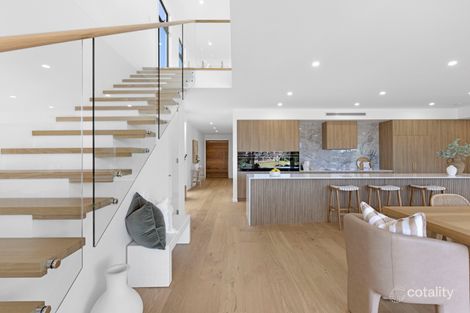 Property photo of 106 Clear Island Road Broadbeach Waters QLD 4218