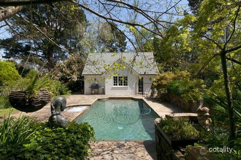 Property photo of 18 Pine Road Mooroolbark VIC 3138