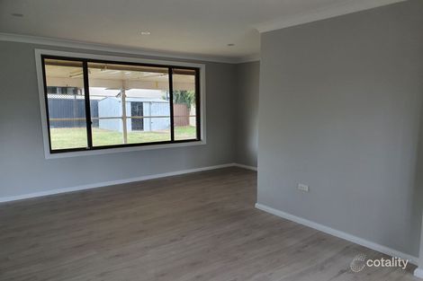 Property photo of 20 Solander Drive St Clair NSW 2759