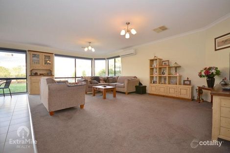 Property photo of 6 Tulloch Rise Canadian VIC 3350