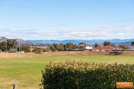 Property photo of 4/4 Lerra Street Jerrabomberra NSW 2619
