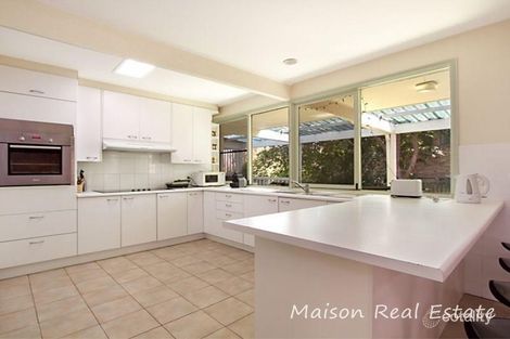 Property photo of 7 Tenth Avenue St Lucia QLD 4067