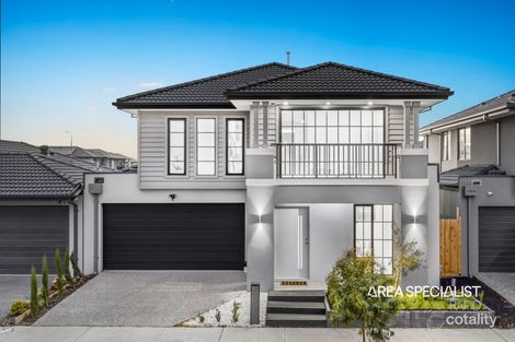 18 Bambusa Way, Clyde North, VIC 3978