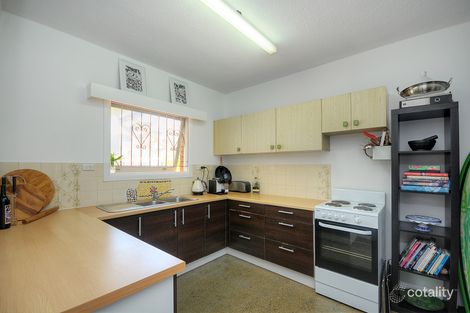 Property photo of 2/144 Marine Parade Miami QLD 4220