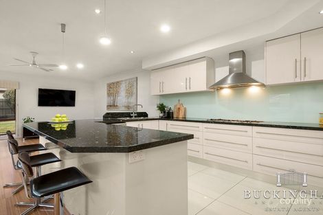 Property photo of 12 Castlereagh Place Watsonia VIC 3087