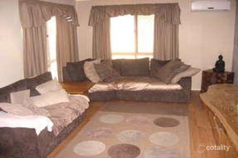 Property photo of 4 Virosa Court Regents Park QLD 4118