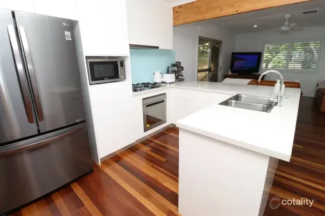 Property photo of 34 Paterson Crescent Healy QLD 4825