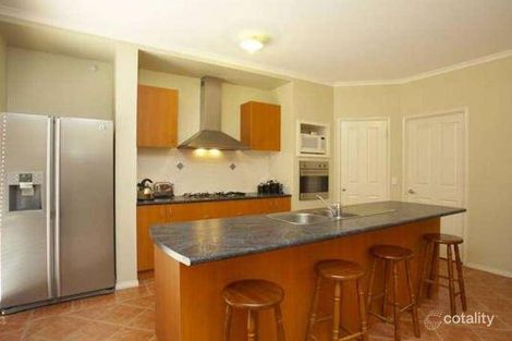 Property photo of 16 Klim Place Burnside VIC 3023