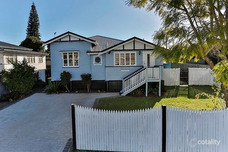 1 Tozer St, Newtown, QLD 4350