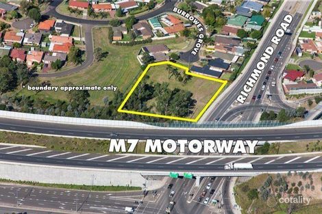 12 Burrowes Gr, Dean Park, NSW 2761