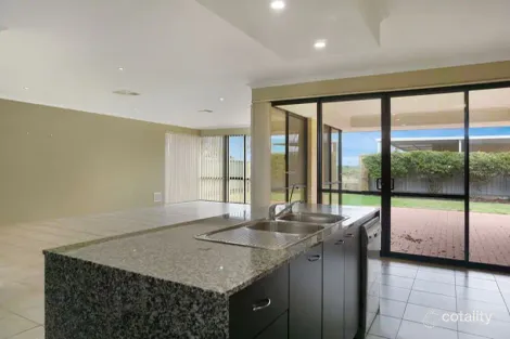 Property photo of 21 Antonio Circuit Port Kennedy WA 6172