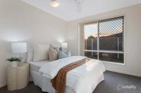 Property photo of 76 Willowtree Drive Flinders View QLD 4305