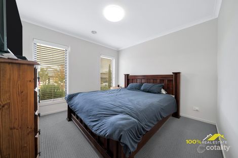 Property photo of 20 Halycon Bend Beveridge VIC 3753