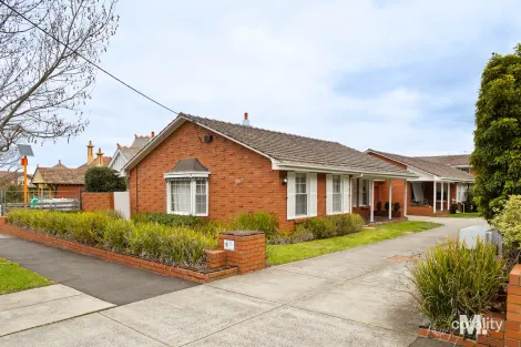 Property photo of 1/26 Leslie Road Essendon VIC 3040
