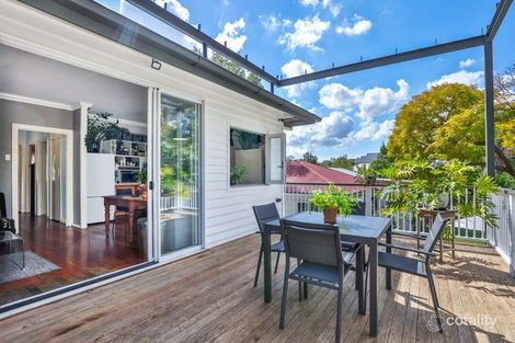 Property photo of 143 Beddoes Street Holland Park QLD 4121