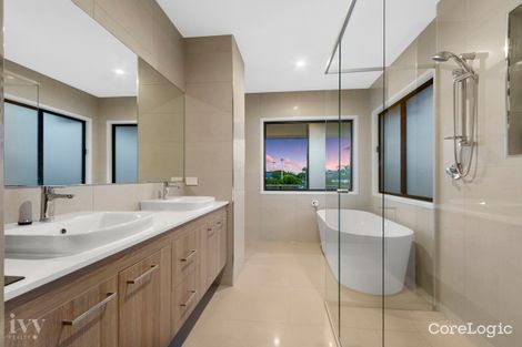 Property photo of 5043 Harbourview Drive Hope Island QLD 4212