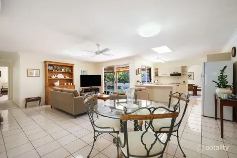 Property photo of 67 Glen Eagles Drive Robina QLD 4226