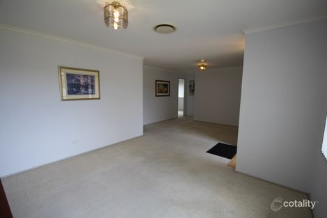 Property photo of 1 Anacla Close Pelican NSW 2281