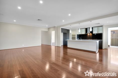 Property photo of 5 Euclid Pass Piara Waters WA 6112