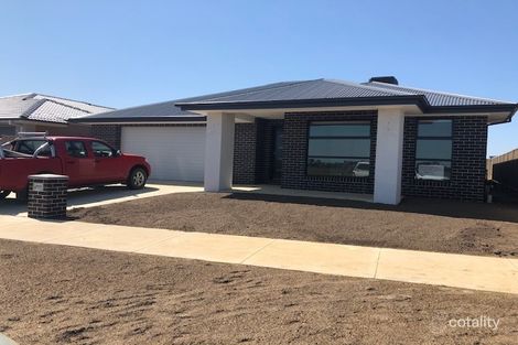 Property photo of 37 Swan Boulevard Winter Valley VIC 3358