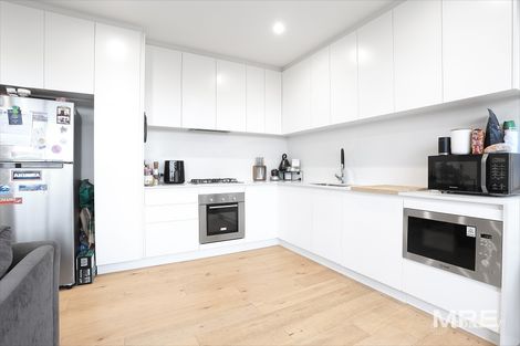 Property photo of 305/79 Mitchell Street Bentleigh VIC 3204