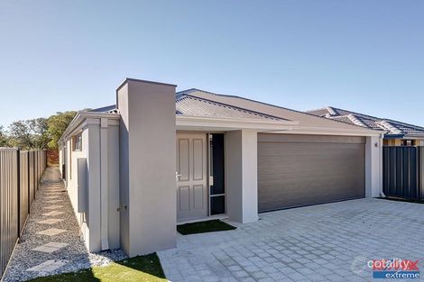 Property photo of 4/3 Willeroo Chase Carramar WA 6031