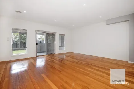 Property photo of 27 Chartwell Crescent Derrimut VIC 3026