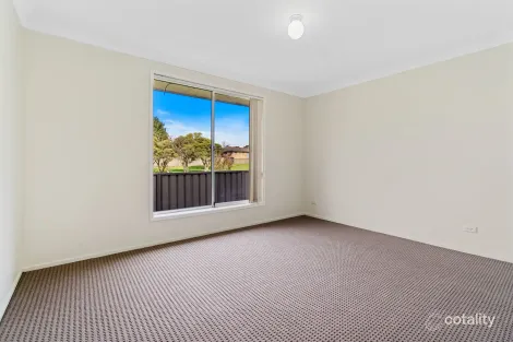 Property photo of 8/63 Fuchsia Crescent Macquarie Fields NSW 2564