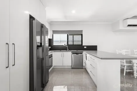 Property photo of 4 Rye Street Wellington Point QLD 4160