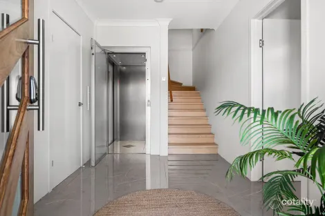 Property photo of 4 Rye Street Wellington Point QLD 4160