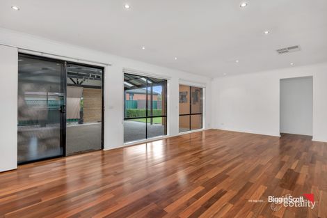 Property photo of 20 Saxby Court Burnside VIC 3023