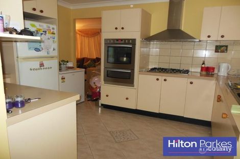 35 Lenton Cres, Oakhurst, NSW 2761