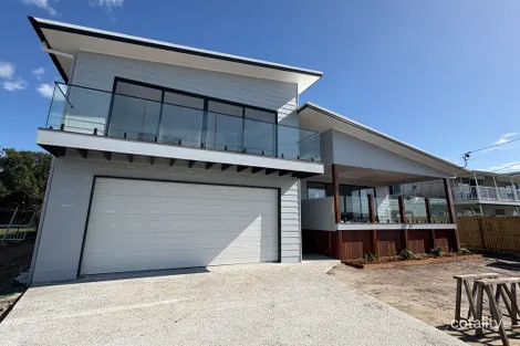 Property photo of 38 Boykambil Esplanade South Hope Island QLD 4212