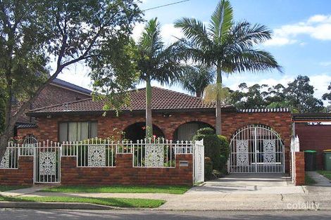 19 Banksia Rd, Greenacre, NSW 2190