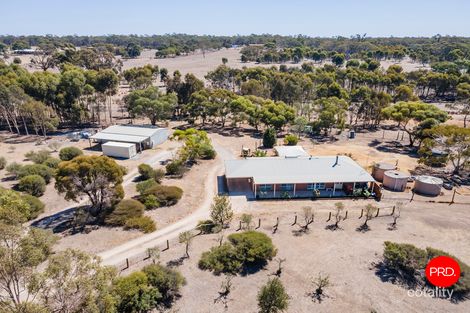 28 Candlebark Ct, Longlea, VIC 3551