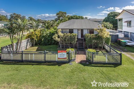 Property photo of 30 Tenth Avenue Sandgate QLD 4017