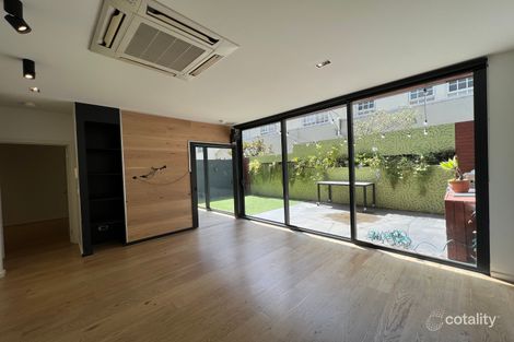 Property photo of 4/28 The Avenue Windsor VIC 3181