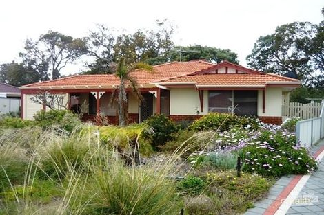 Property photo of 10 Signet Court Wannanup WA 6210