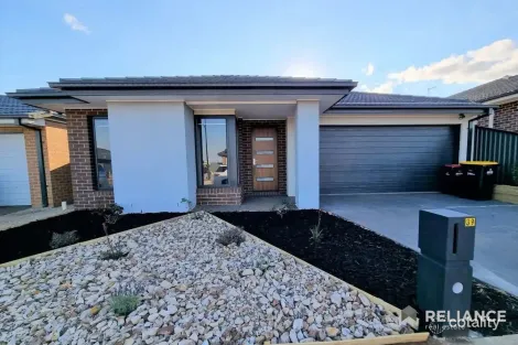 39 Ambervue Dr, Cobblebank, VIC 3338
