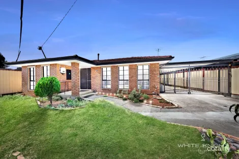 Property photo of 10 Falcon Walk Kings Park VIC 3021