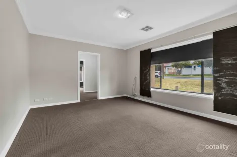 Property photo of 91 Eyre Crescent Valley View SA 5093