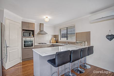 Property photo of 2 Parlah Close Mount Hutton NSW 2290
