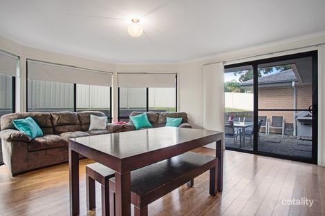 Property photo of 2 Parlah Close Mount Hutton NSW 2290