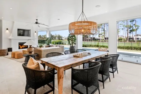 Property photo of 2227-2228 Arnold Palmer Drive Hope Island QLD 4212