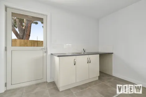 Property photo of 2/1A King Street Cressy TAS 7302