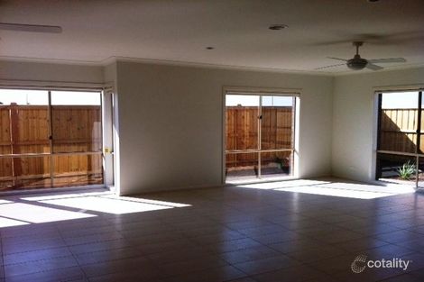Property photo of 20 Santorini Crescent Point Cook VIC 3030