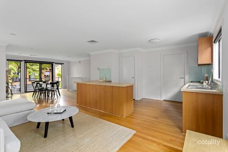 Property photo of 15/3 Johnston Street Newport VIC 3015